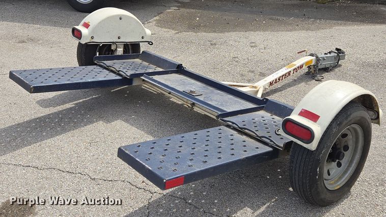 image for item EQ6988 2005 Master Tow car dolly 