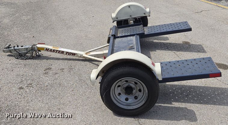 image for item EQ6988 2005 Master Tow car dolly 