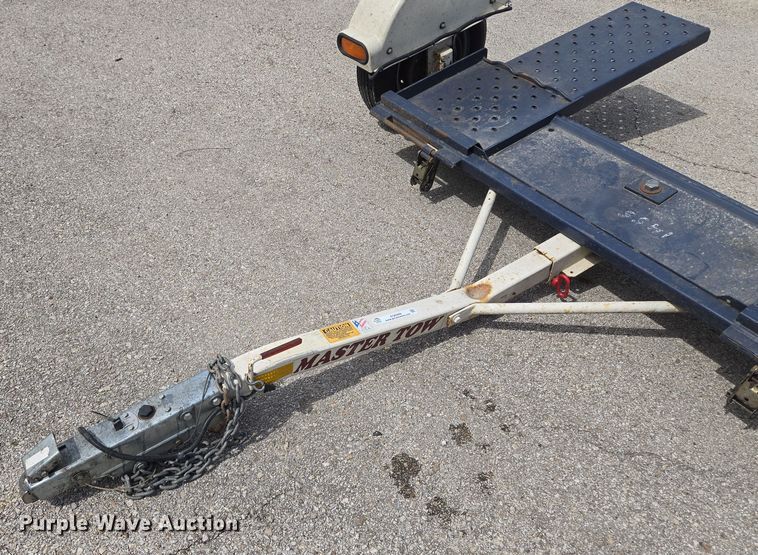 image for item EQ6988 2005 Master Tow car dolly 
