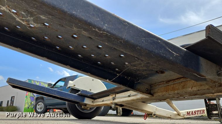 image for item EQ6988 2005 Master Tow car dolly 