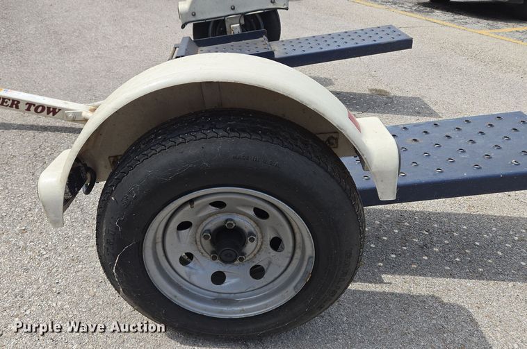 image for item EQ6988 2005 Master Tow car dolly 