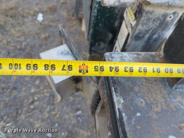 image for item ER4586 2002 Ford F650 utility / service truck