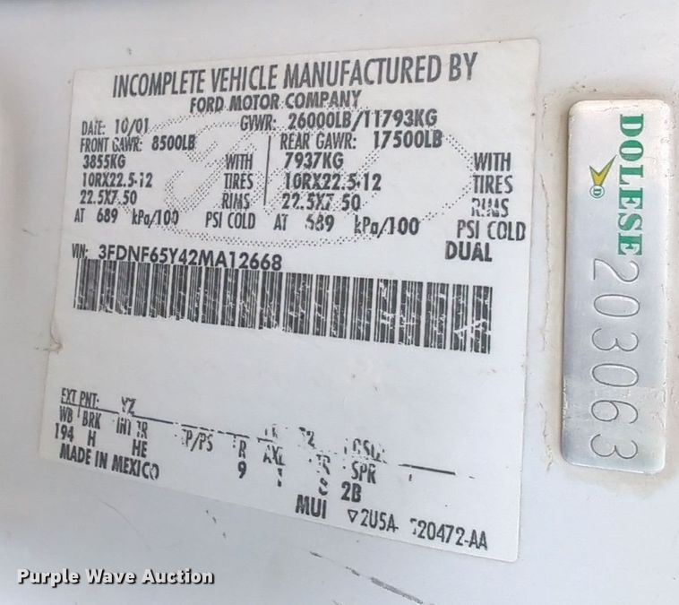 image for item ER4586 2002 Ford F650 utility / service truck