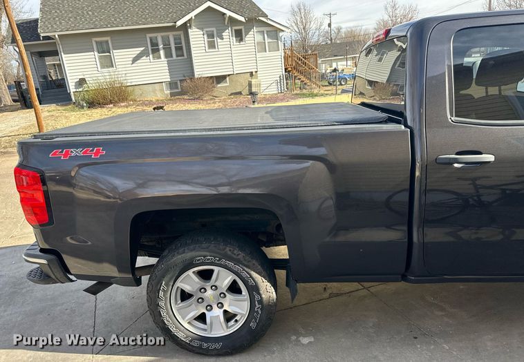 image for item ER8916 2014 Chevrolet Silverado 1500 Double Cab pickup truck