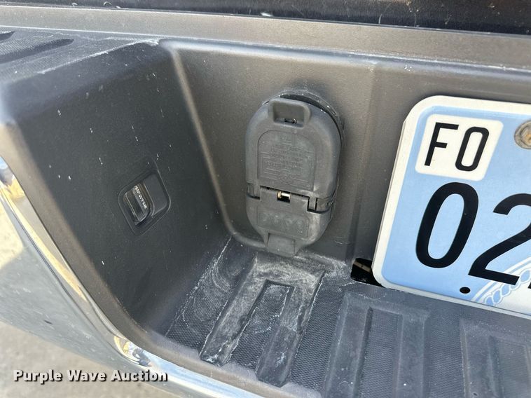 image for item ER8916 2014 Chevrolet Silverado 1500 Double Cab pickup truck