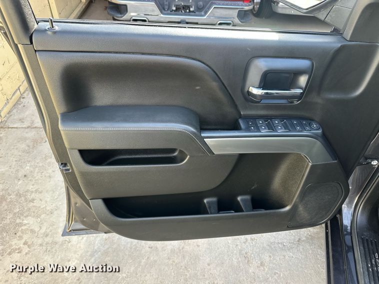 image for item ER8916 2014 Chevrolet Silverado 1500 Double Cab pickup truck