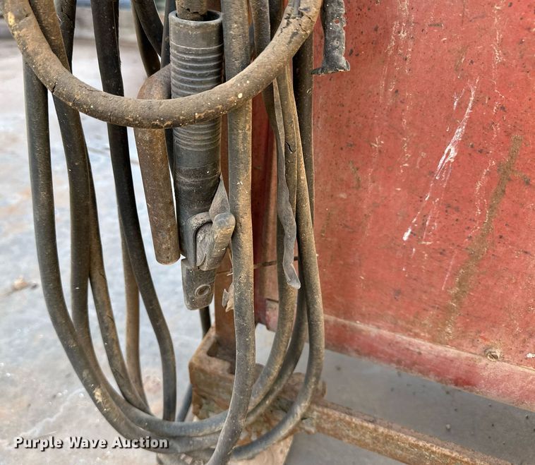 image for item ER8945 Lincoln Idealarc 250 welder