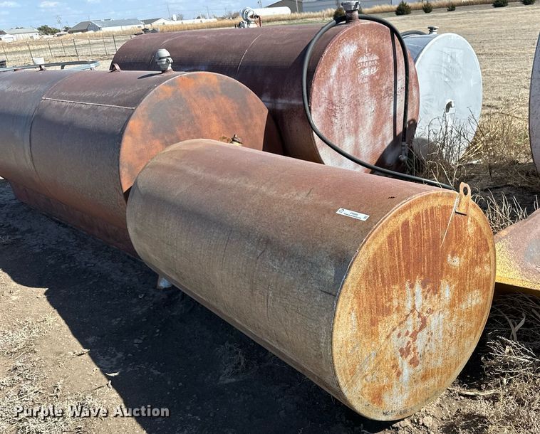 image for item ER8985 (5) fuel tanks