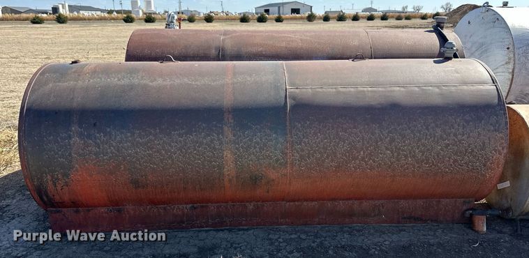 image for item ER8985 (5) fuel tanks