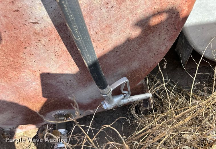 image for item ER8985 (5) fuel tanks