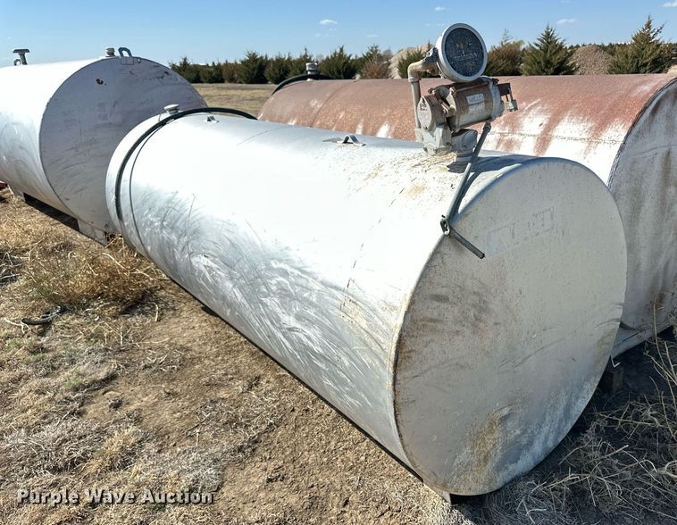 image for item ER8985 (5) fuel tanks