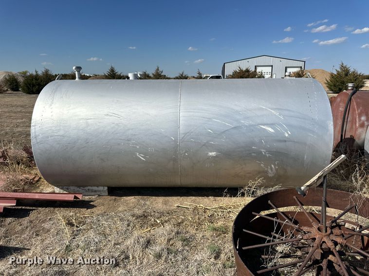 image for item ER8985 (5) fuel tanks