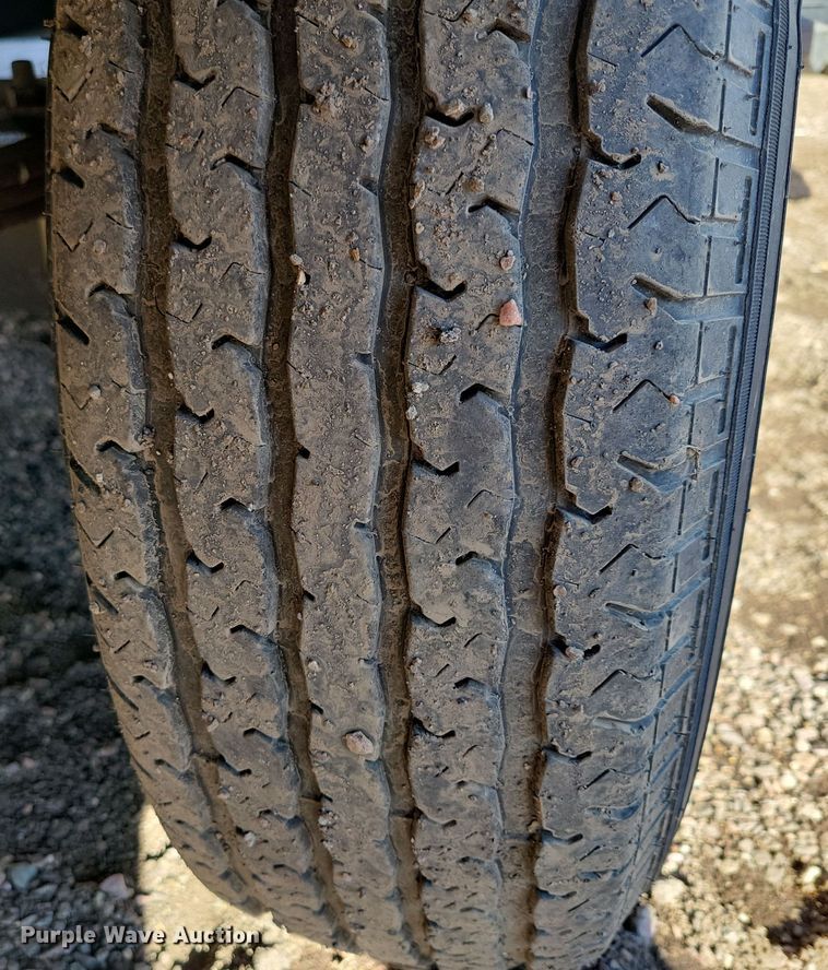 image for item NB9843 2011 Heartland Big Horn camper