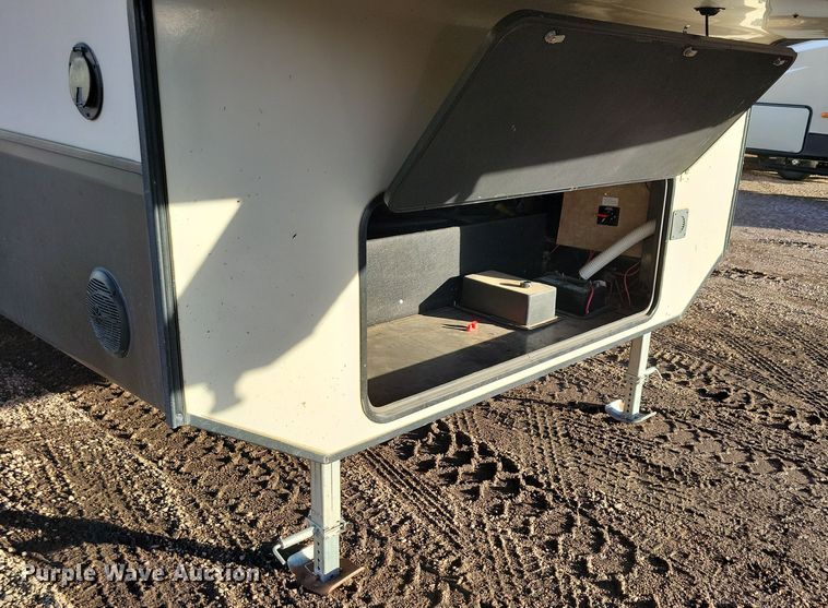 image for item NB9845 2014 KZRV Durango 345SE camper