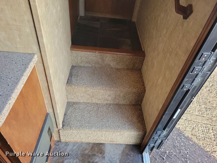 image for item NB9845 2014 KZRV Durango 345SE camper