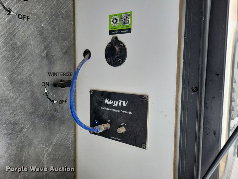 image for item NB9877 2023 Keystone Cougar camper