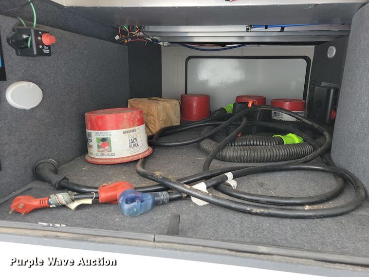 image for item NB9877 2023 Keystone Cougar camper