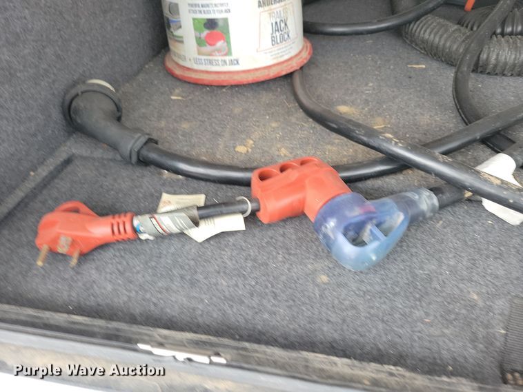 image for item NB9877 2023 Keystone Cougar camper