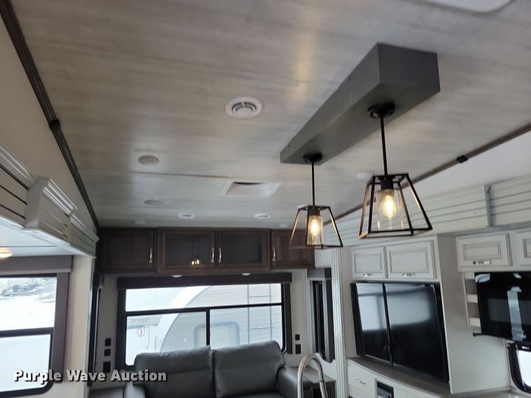 image for item NB9877 2023 Keystone Cougar camper