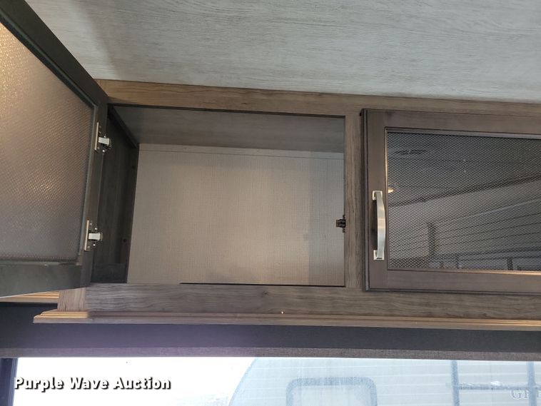 image for item NB9877 2023 Keystone Cougar camper