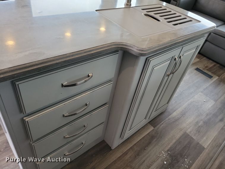 image for item NB9877 2023 Keystone Cougar camper