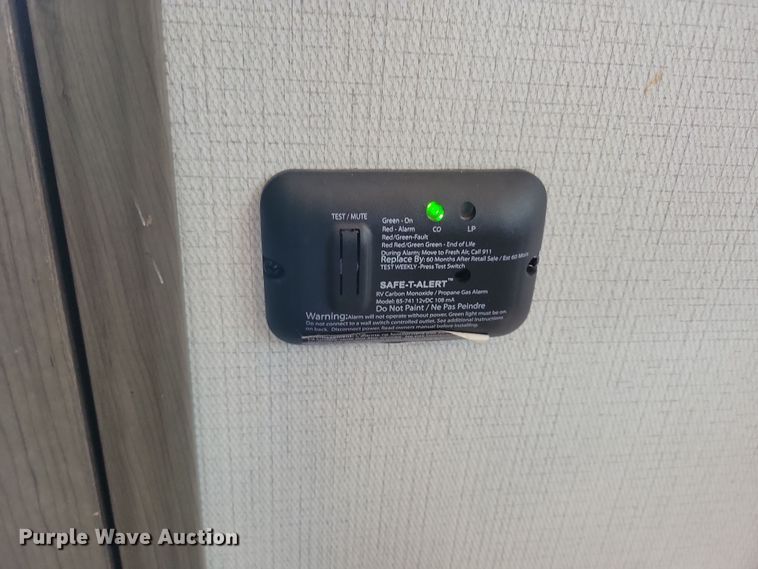 image for item NB9877 2023 Keystone Cougar camper