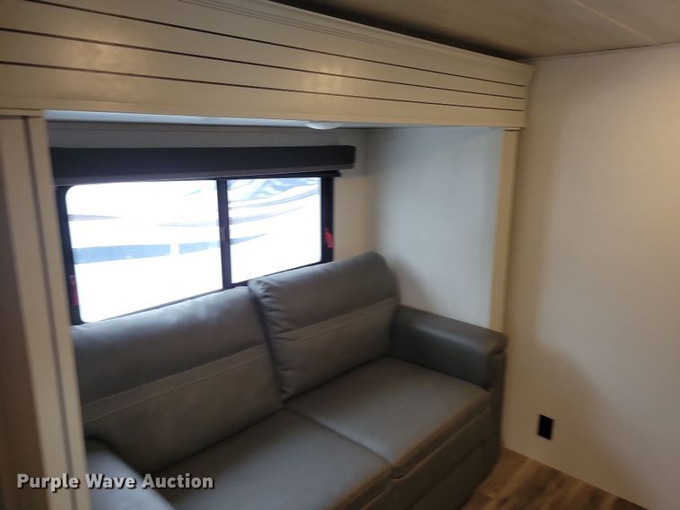 image for item NB9877 2023 Keystone Cougar camper