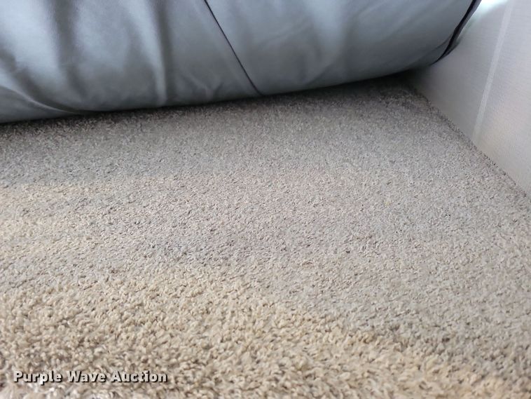 image for item NB9877 2023 Keystone Cougar camper