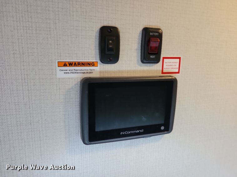 image for item NB9877 2023 Keystone Cougar camper