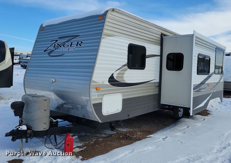 image for item NB9881 2014 CrossRoads Zinger camper