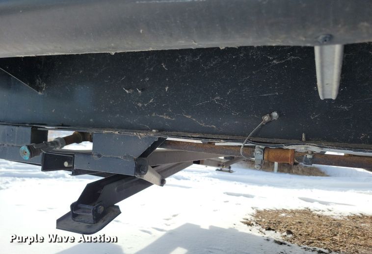 image for item NB9881 2014 CrossRoads Zinger camper