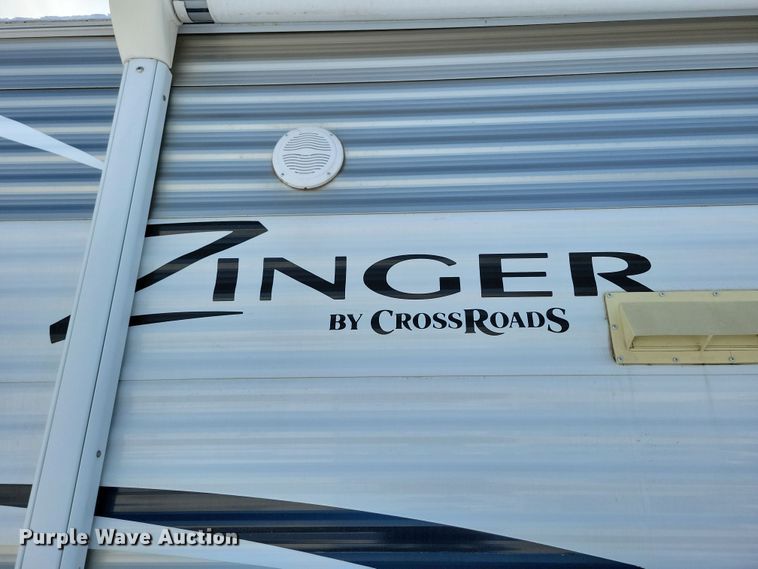 image for item NB9881 2014 CrossRoads Zinger camper