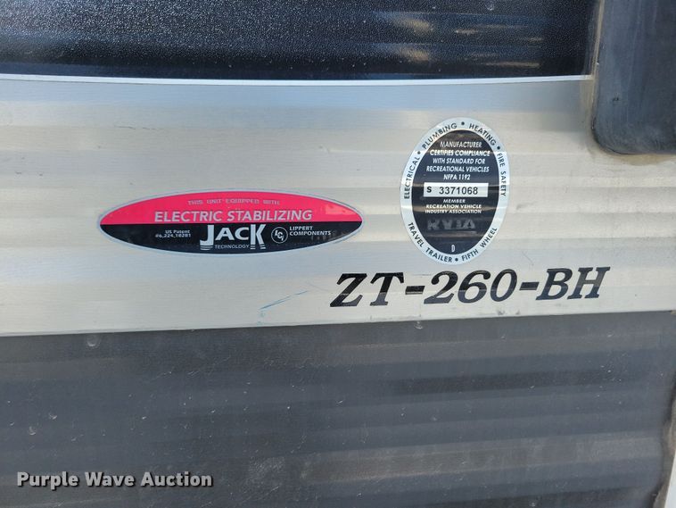 image for item NB9881 2014 CrossRoads Zinger camper