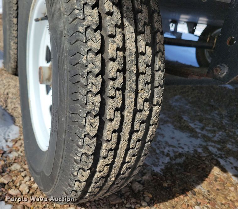 image for item NB9881 2014 CrossRoads Zinger camper