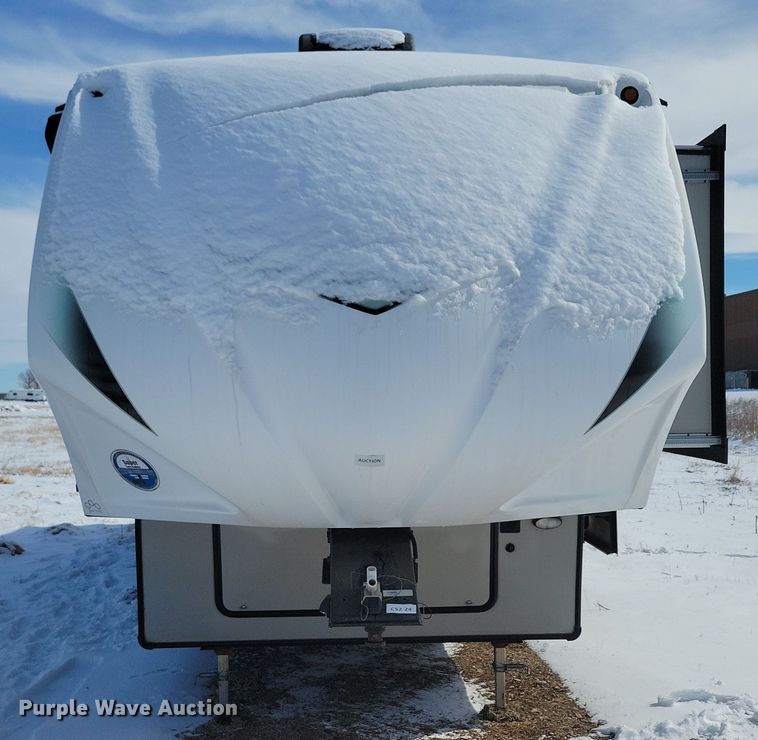 image for item NB9882 2019 Forest River Coachman Chaparral camper