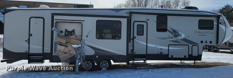 image for item NB9882 2019 Forest River Coachman Chaparral camper