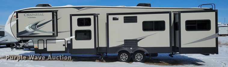 image for item NB9882 2019 Forest River Coachman Chaparral camper