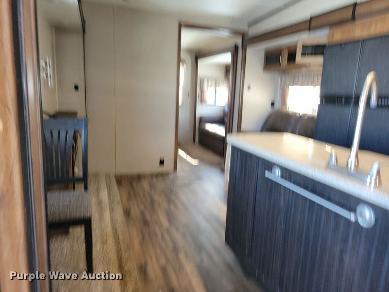 image for item NB9882 2019 Forest River Coachman Chaparral camper