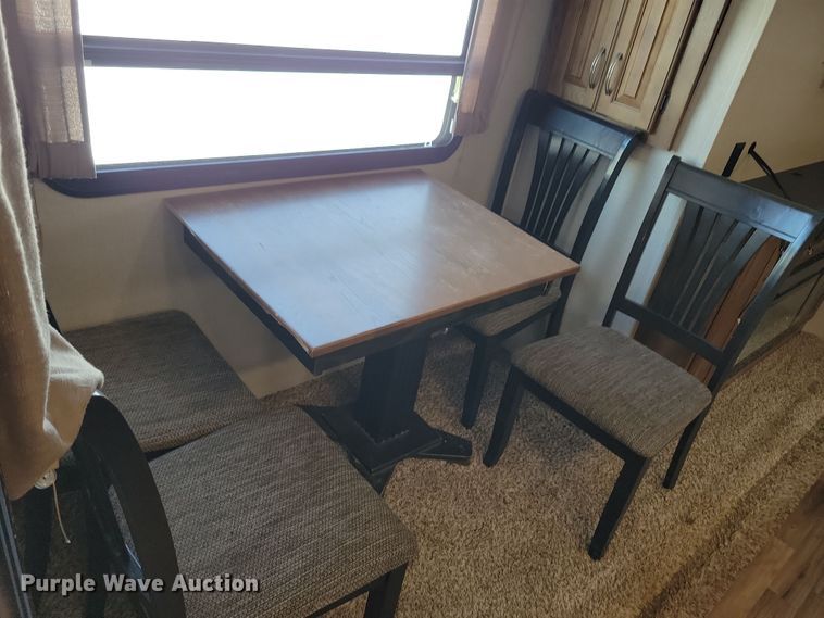 image for item NB9882 2019 Forest River Coachman Chaparral camper