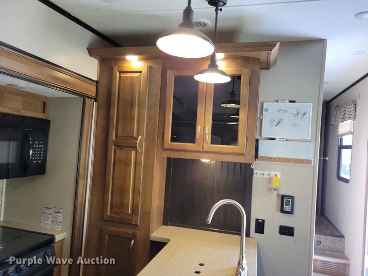 image for item NB9882 2019 Forest River Coachman Chaparral camper