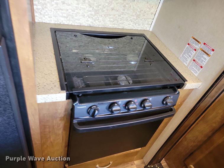 image for item NB9882 2019 Forest River Coachman Chaparral camper