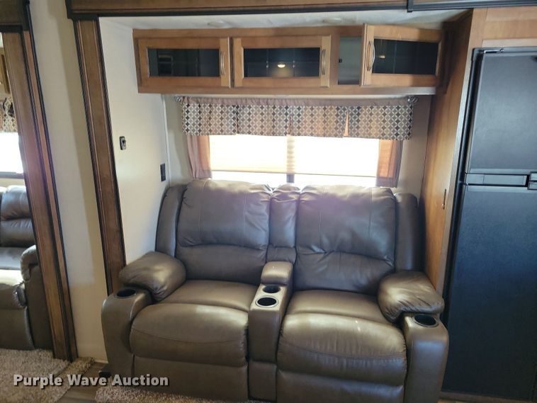 image for item NB9882 2019 Forest River Coachman Chaparral camper