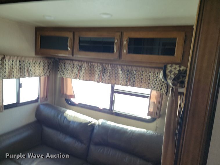 image for item NB9882 2019 Forest River Coachman Chaparral camper