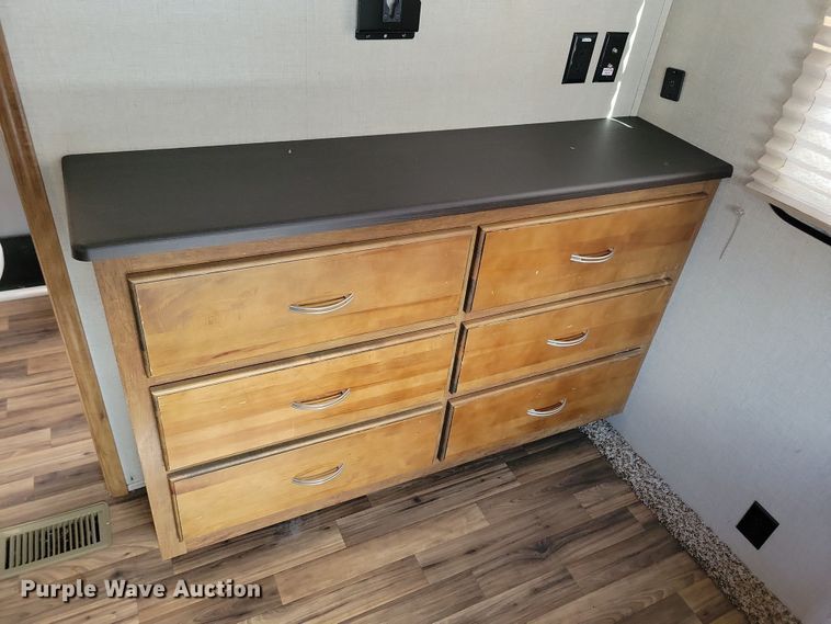 image for item NB9882 2019 Forest River Coachman Chaparral camper