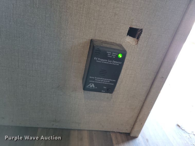 image for item NB9882 2019 Forest River Coachman Chaparral camper