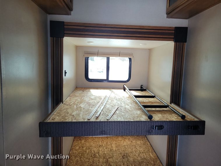 image for item NB9882 2019 Forest River Coachman Chaparral camper