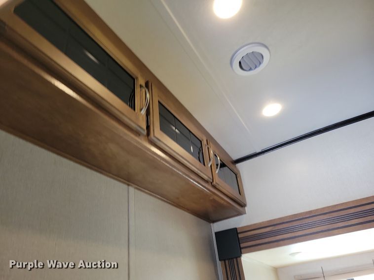 image for item NB9882 2019 Forest River Coachman Chaparral camper