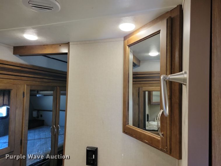 image for item NB9882 2019 Forest River Coachman Chaparral camper