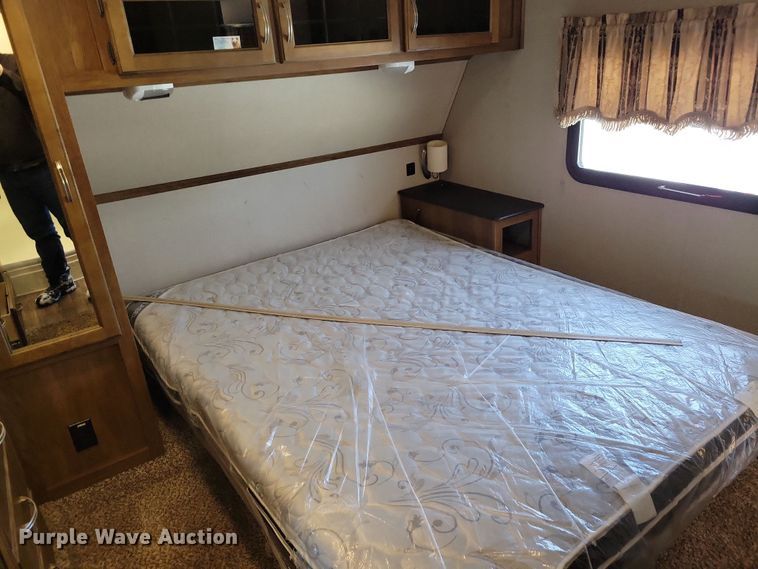 image for item NB9882 2019 Forest River Coachman Chaparral camper