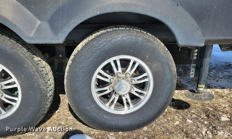 image for item NB9882 2019 Forest River Coachman Chaparral camper